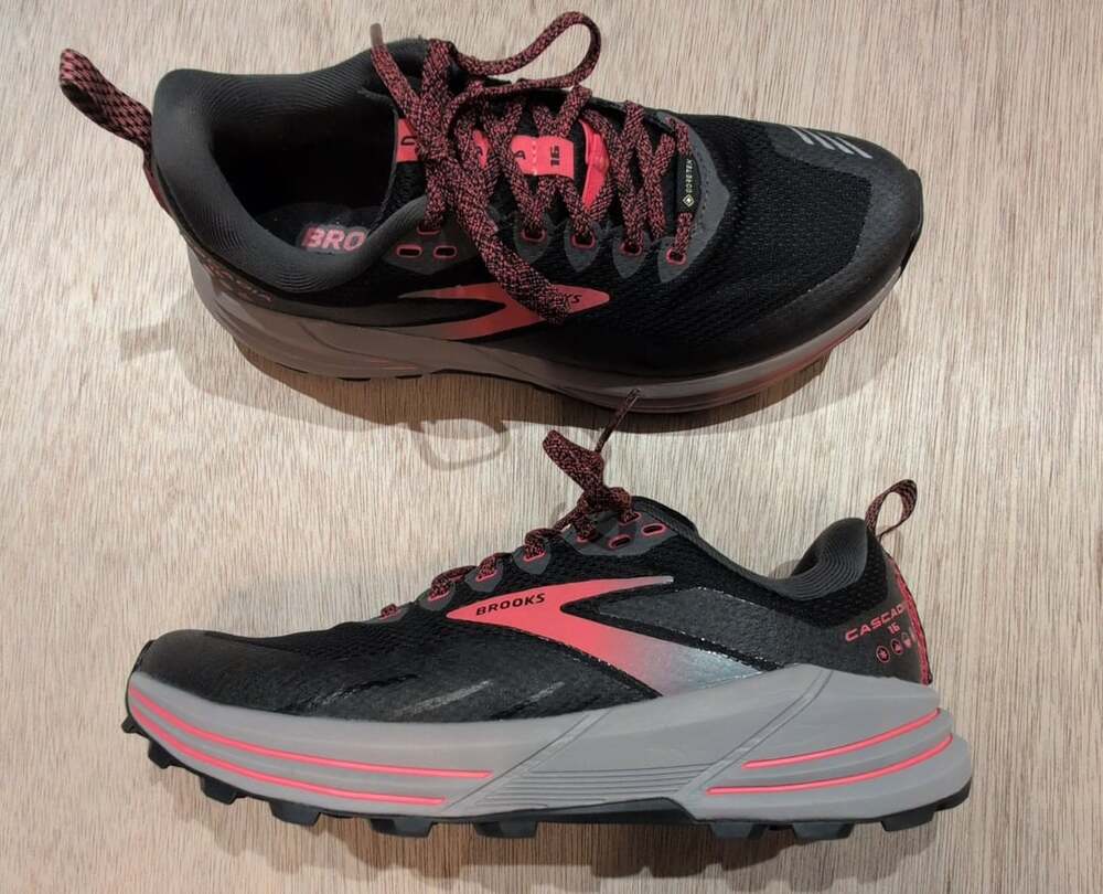 Brooks Cascadia 16 GTX Trail Running Shoes Black Coral Pink